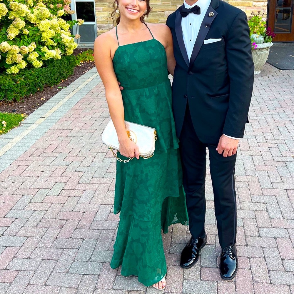 Stunning emerald green dress